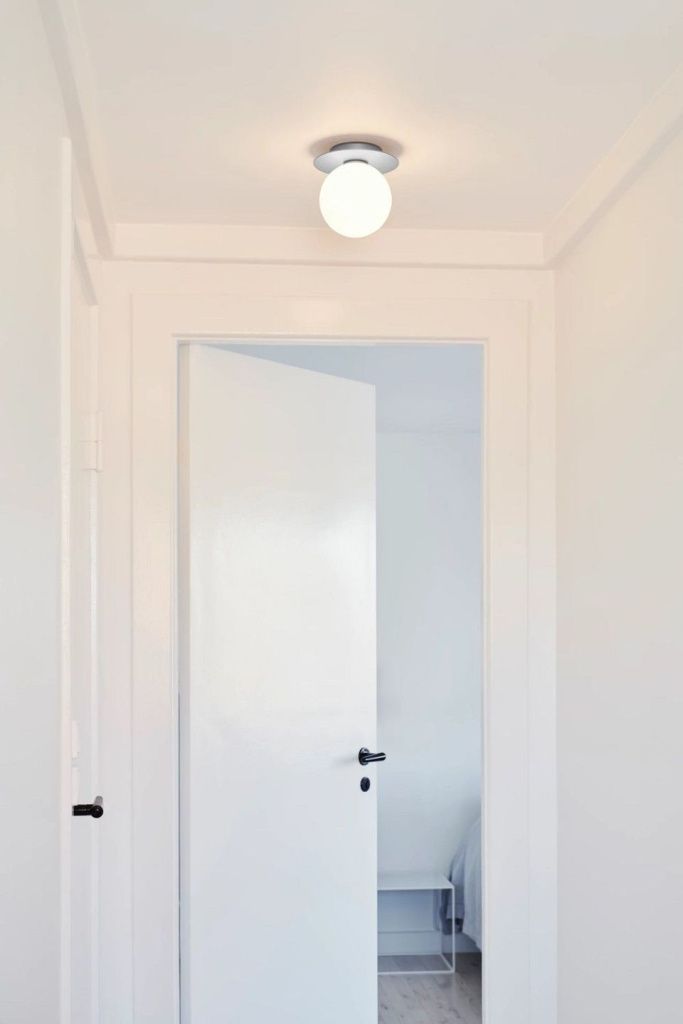 Светильник Liila 1 Medium Light Silver Opal White