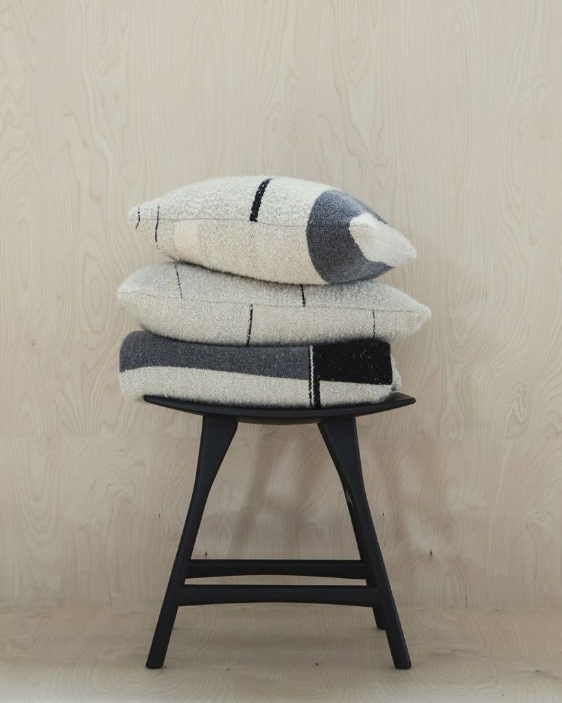 Подушка Urban Cushion 50х50